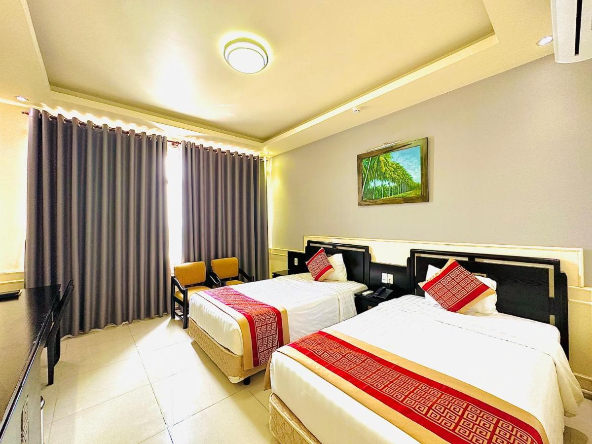 Viet Uc Hotel Ben Tre Екстериор снимка