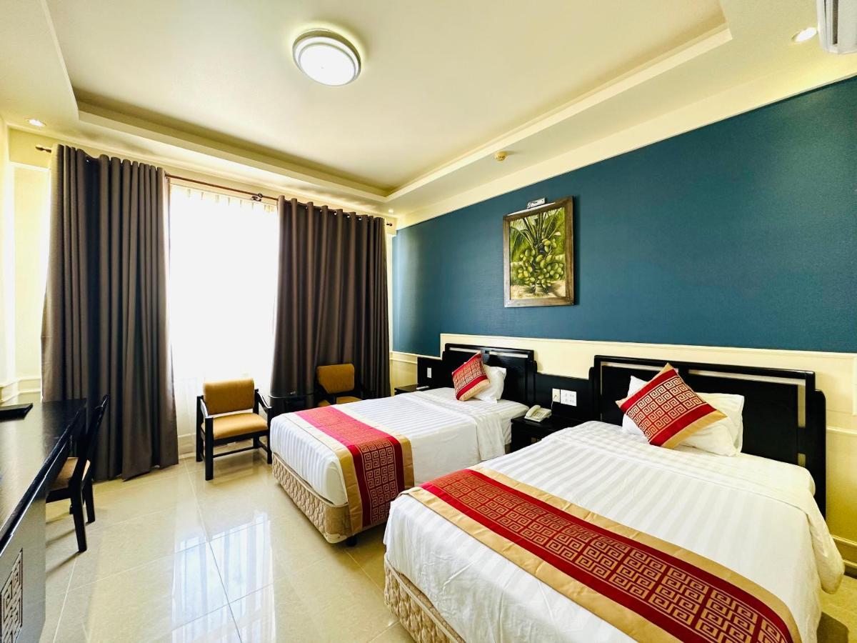 Viet Uc Hotel Ben Tre Екстериор снимка