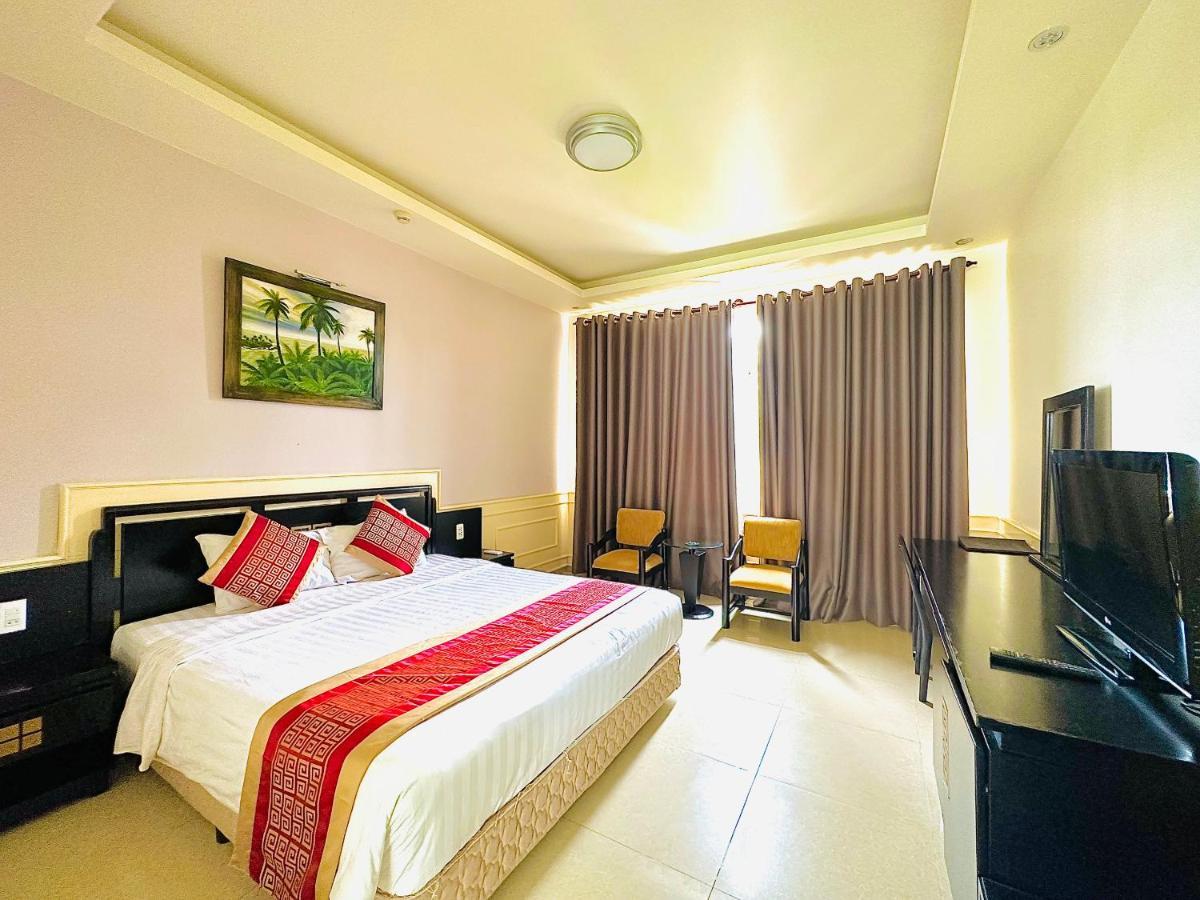 Viet Uc Hotel Ben Tre Екстериор снимка