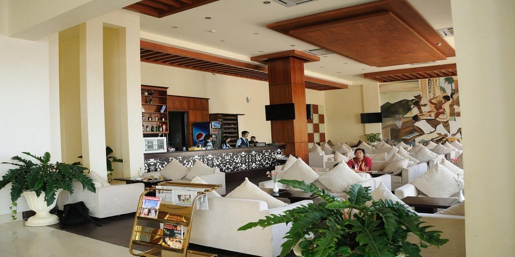 Viet Uc Hotel Ben Tre Екстериор снимка