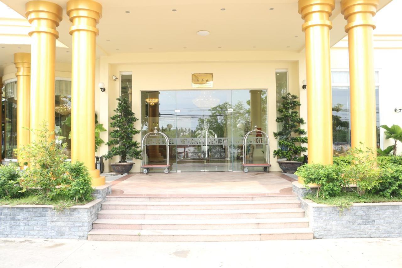 Viet Uc Hotel Ben Tre Екстериор снимка