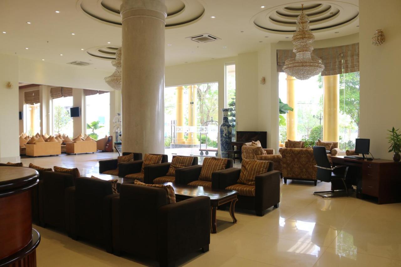 Viet Uc Hotel Ben Tre Екстериор снимка