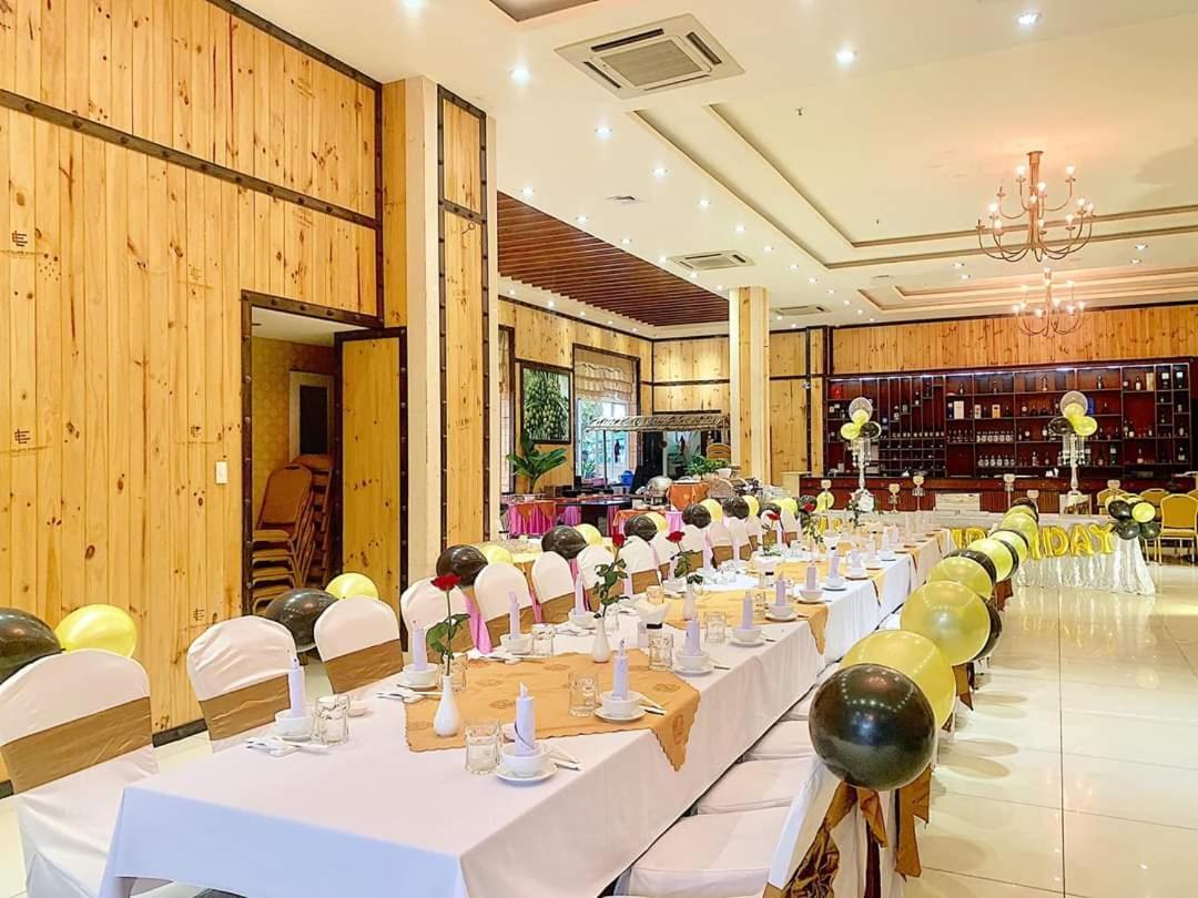 Viet Uc Hotel Ben Tre Екстериор снимка